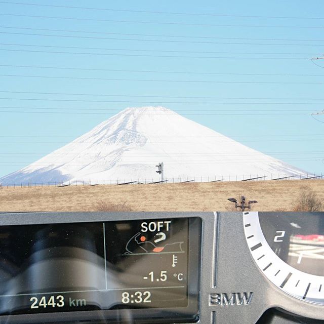 今年初走り。まだ氷点下だけど富士山綺麗です。#touring